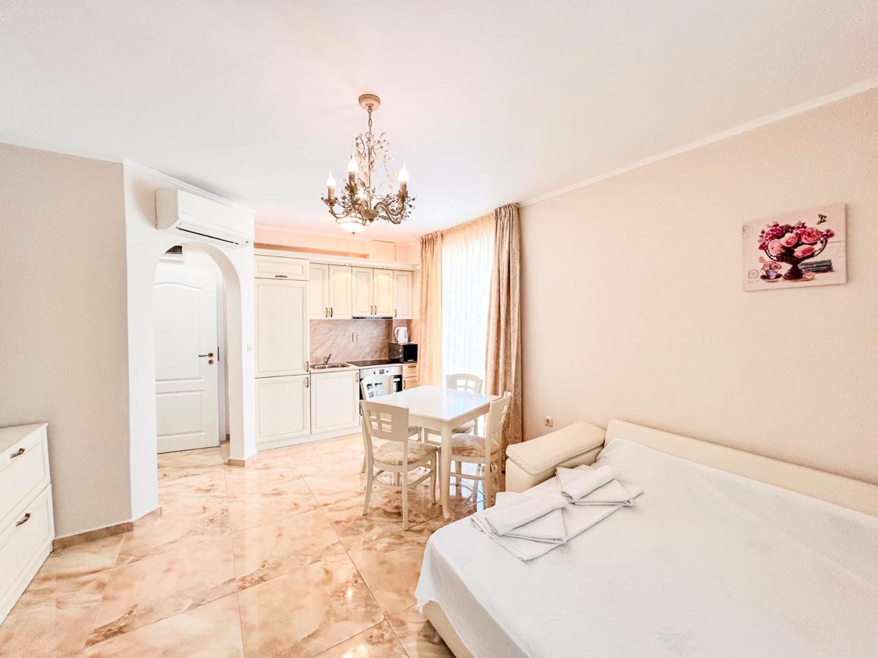 Venera & Anastasia Palace Apartments Sunny Beach Exterior photo